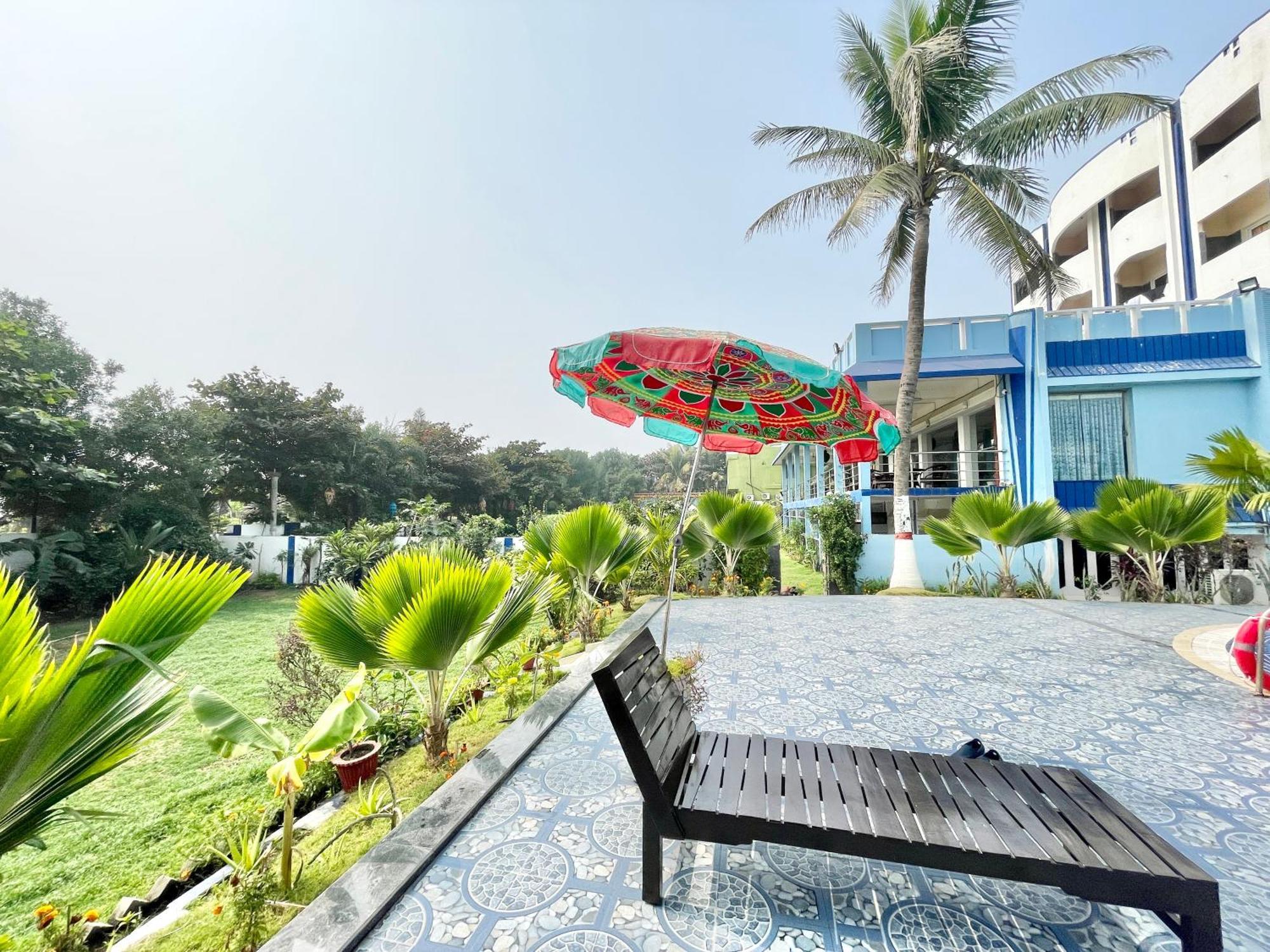 Hotel V-I Near Sea , Puri Private-Park -Gym-Spa Fully-Airconditioned-Hotel Lift-And-Parking-Facilities Breakfast-Included Ngoại thất bức ảnh