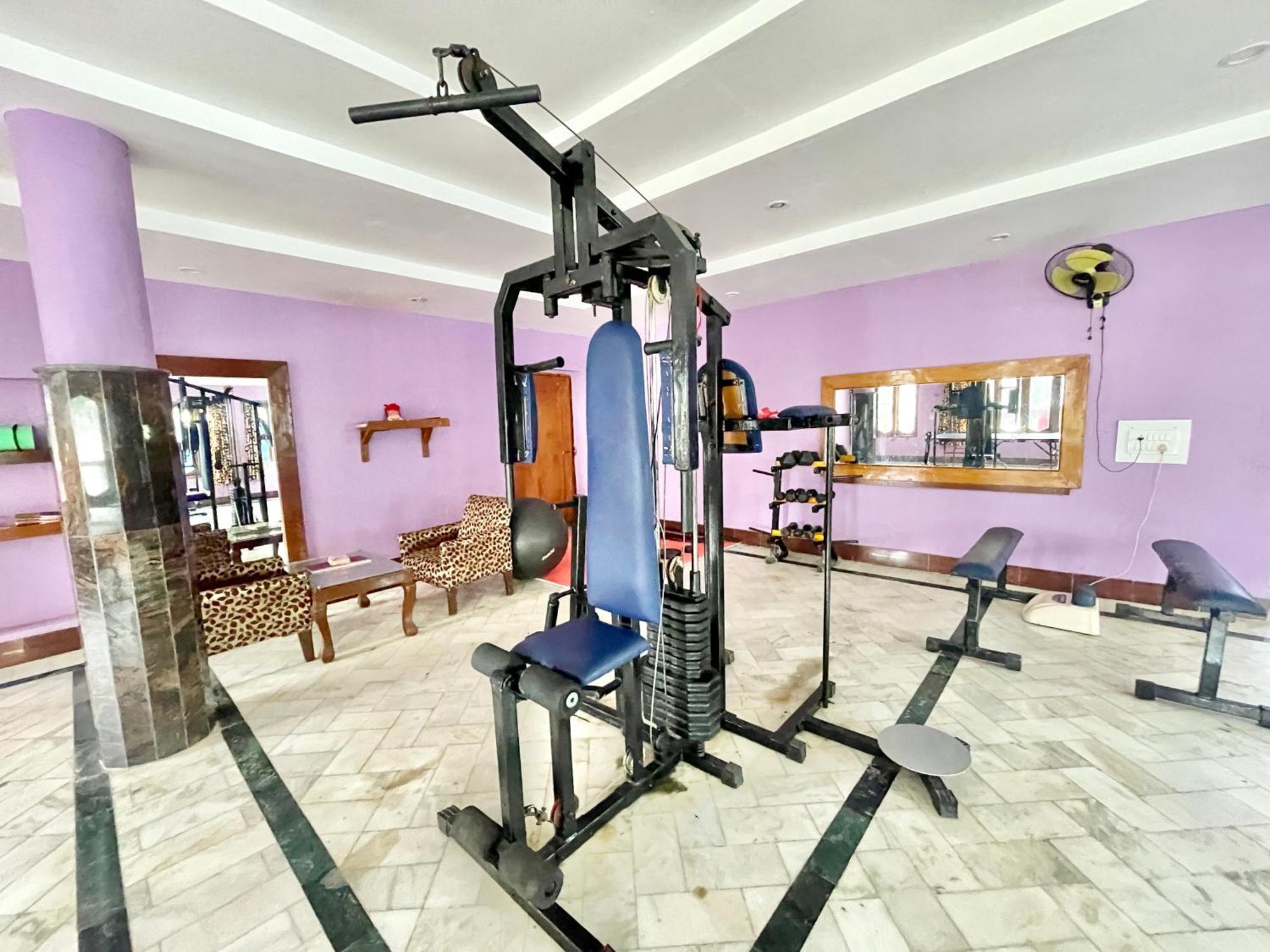 Hotel V-I Near Sea , Puri Private-Park -Gym-Spa Fully-Airconditioned-Hotel Lift-And-Parking-Facilities Breakfast-Included Ngoại thất bức ảnh